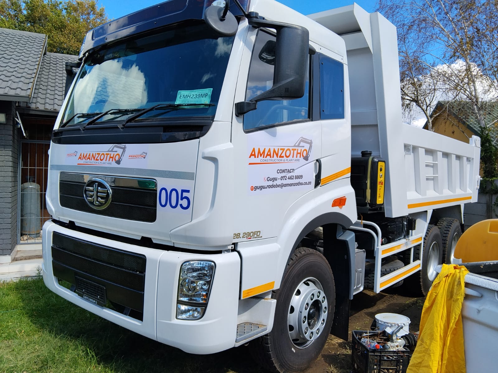 Fleet truck branding for Amanzotho Construction and Plant Hire